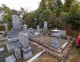 旧墓地の代々碑・副碑・灯篭・巻石を撤去