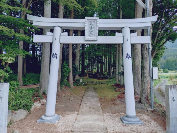 朝来市　神社鳥居建立